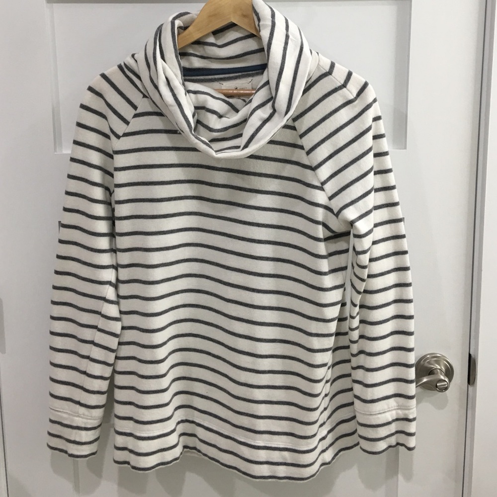 Lou and grey Cowell neck sweater