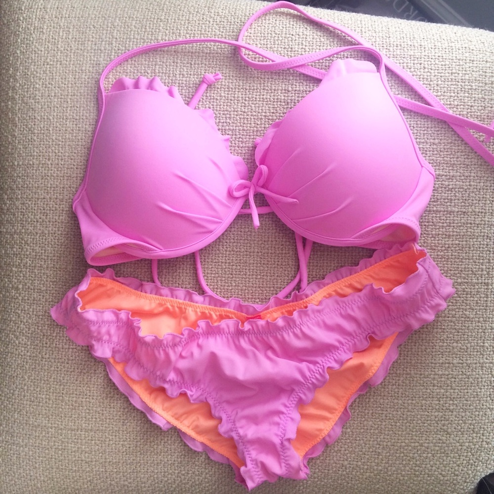 NWT VS Fabulous Top
