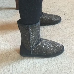Black sparkly boots