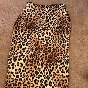 Leopard midi skirt