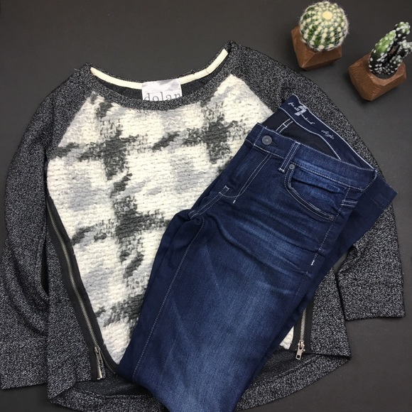 Anthropologie Tops - Anthropologie Dolan Wool Zipper Sweater