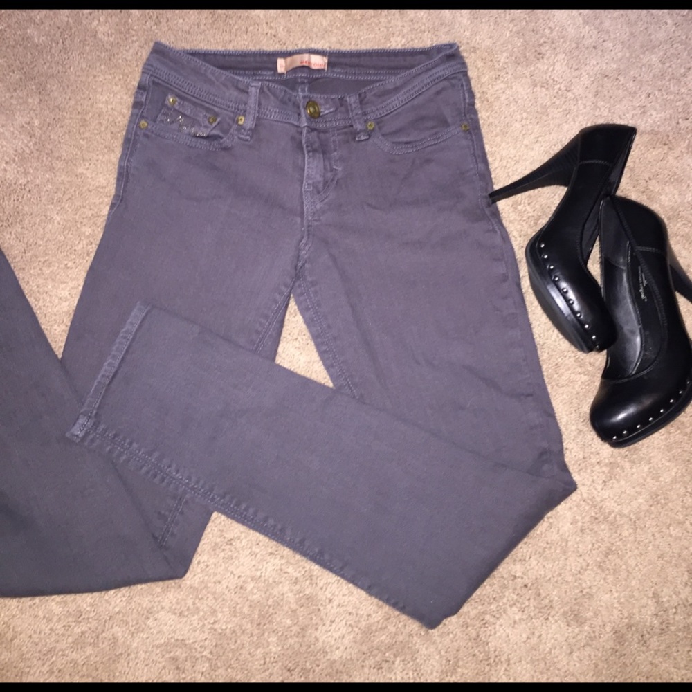 Mek Denim jeans by Miss Me size 27. EUC 🖤🖤🖤