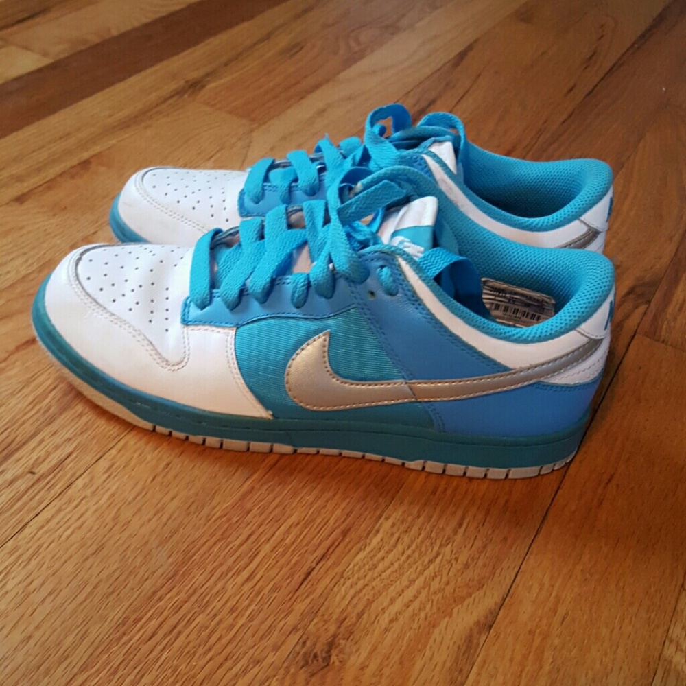 Nike Low Sneakers