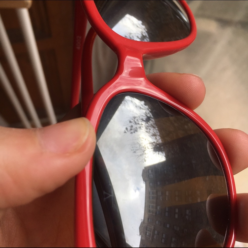 Sold RARE UNWORN vintage French Vuarnet Sunglasses - Picture 2 of 3