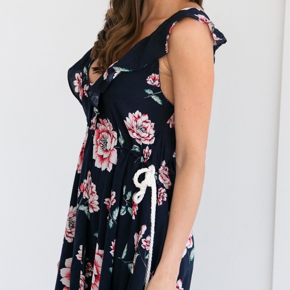 LAST 1 (XS) CHARMED Dress - Navy - Picture 3 of 6