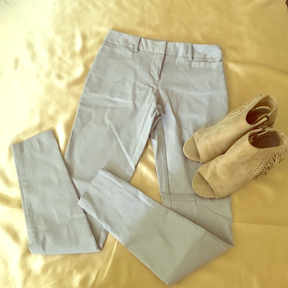 grey pants