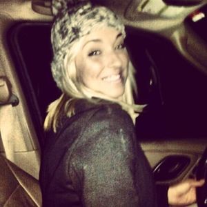 Meet your Posher, Andrea