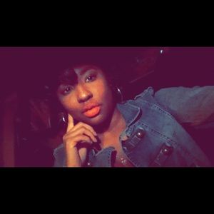 Meet your Posher, Asia