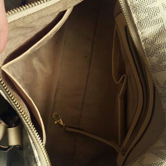 Micheal Kors tot - Picture 4 of 4