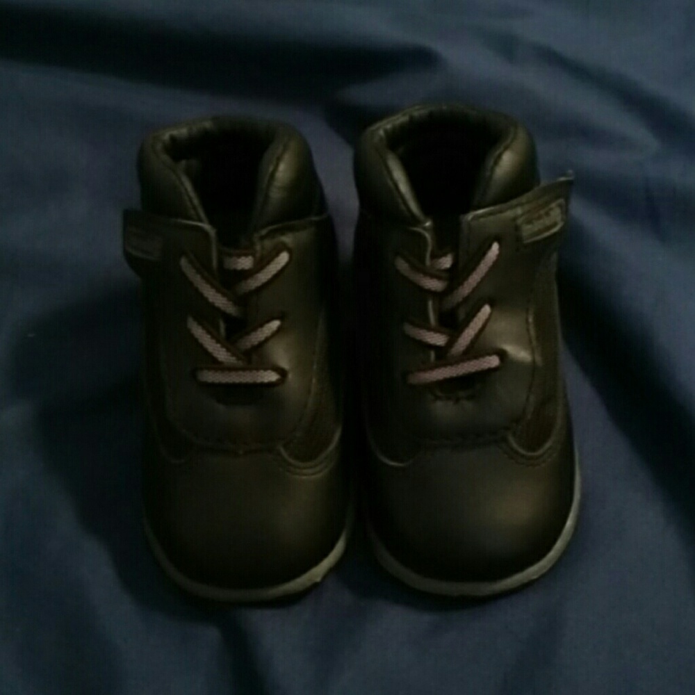 *SOLD* Baby boy timberlands, size 2!