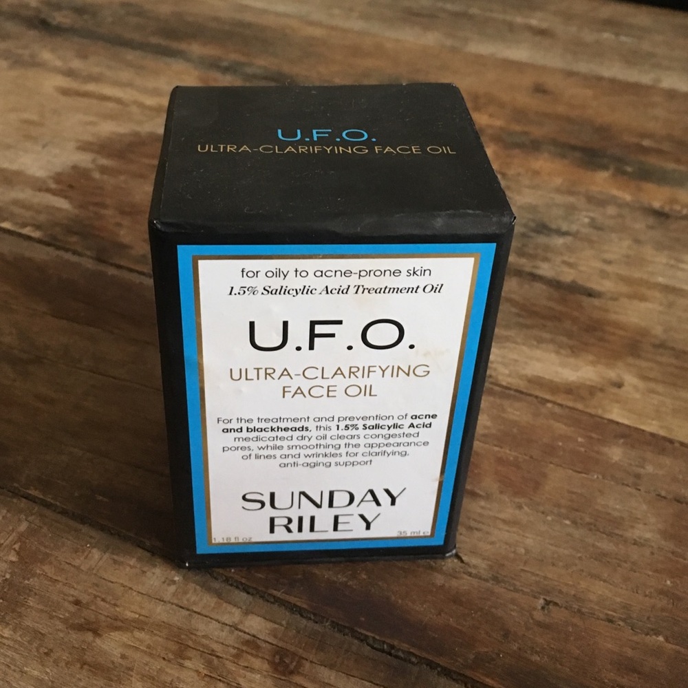 Sunday Riley U.F.O. (Ultra-Clarifying Face Oil)