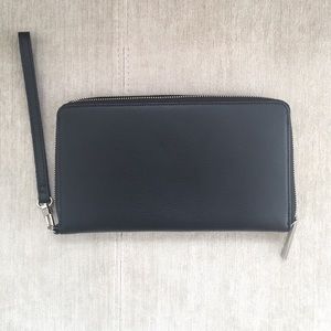 Halogen leather wallet