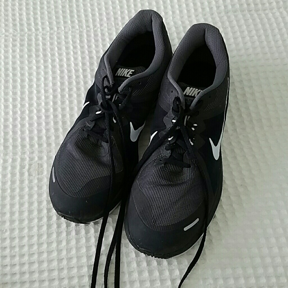 Nike Dual Fusion x2