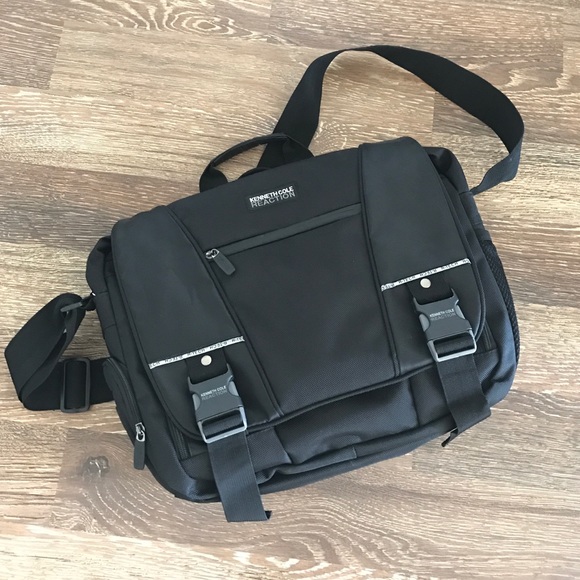 kenneth cole reaction r tech laptop bag
