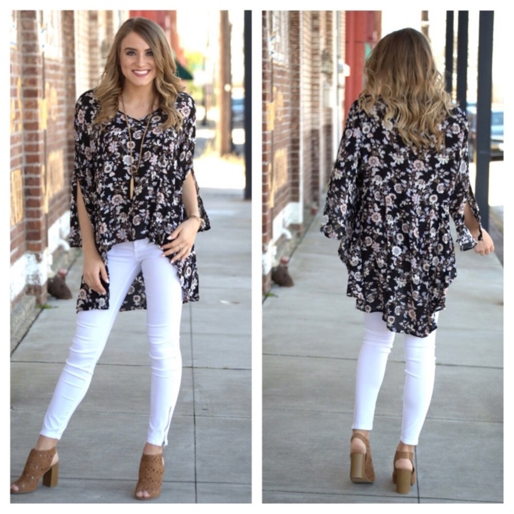 🖤 LAST ONE 🖤 Black Floral High-Low Top!