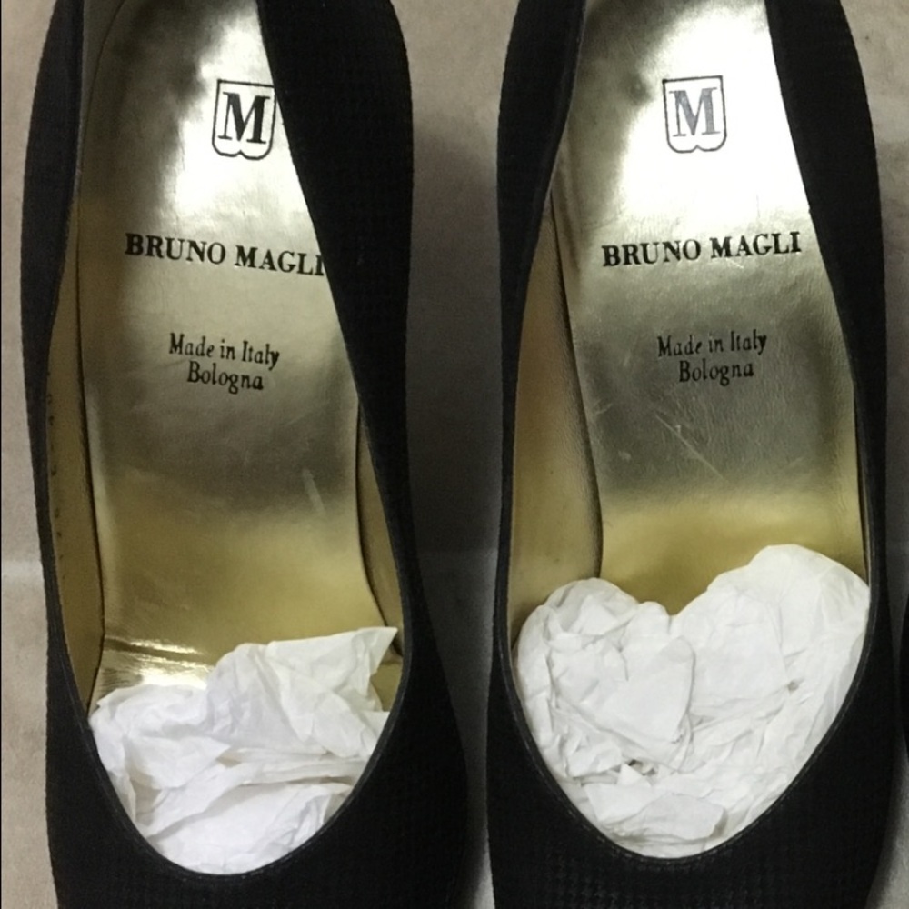 A black suede shoes
