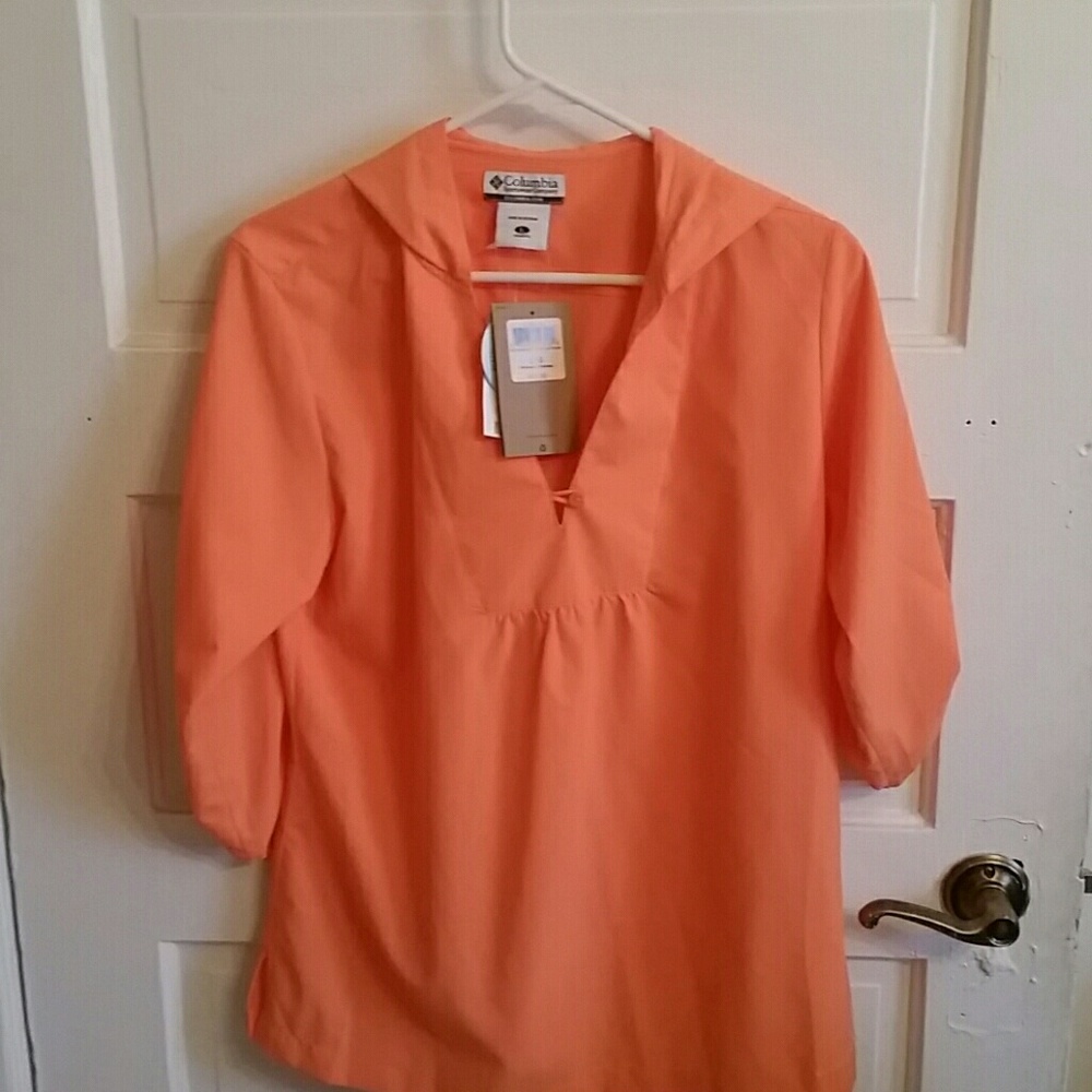 Columbia sports top