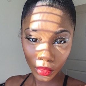 Meet your Posher, Alana