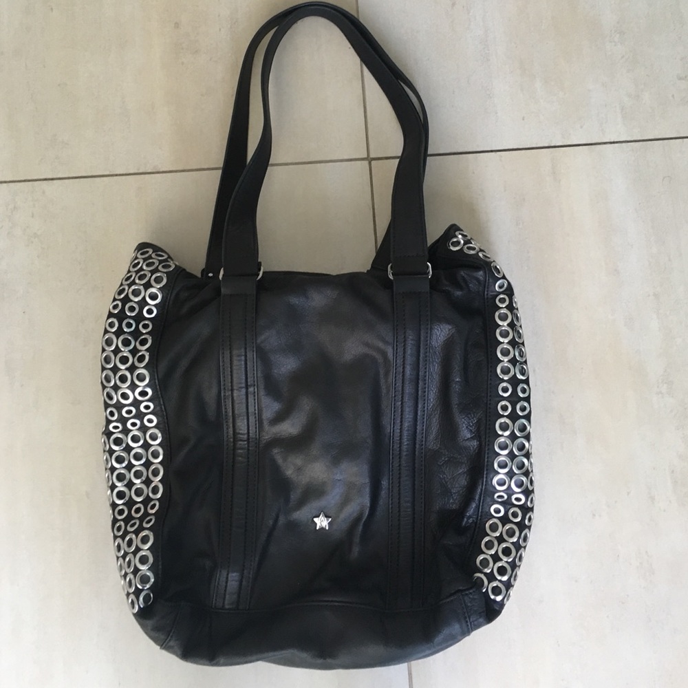 Ash leather handbag