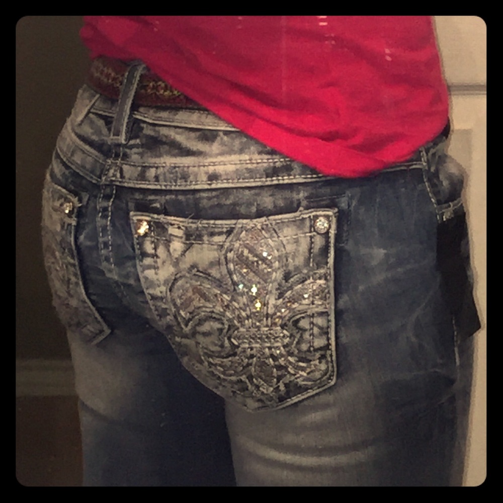 Miss Me Signature Boot jeans from The Buckle