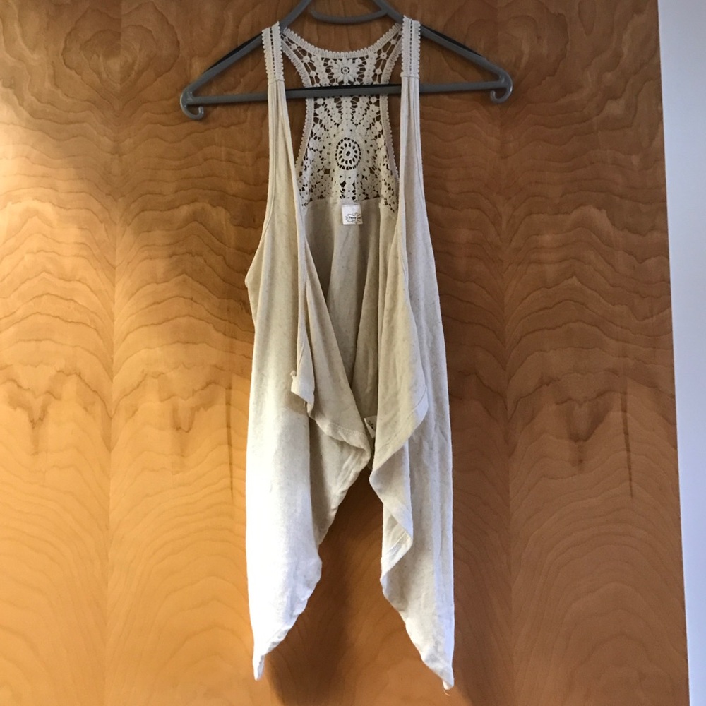 Open flowy vest!