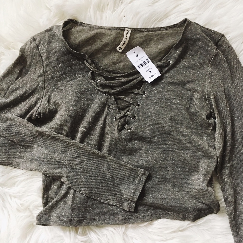 NWT EMMA & SAM LACE UP TEE