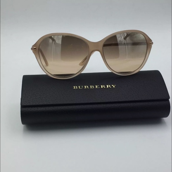 Burberry Accessories - Burberry Gray Gradient Sunglasses EUC