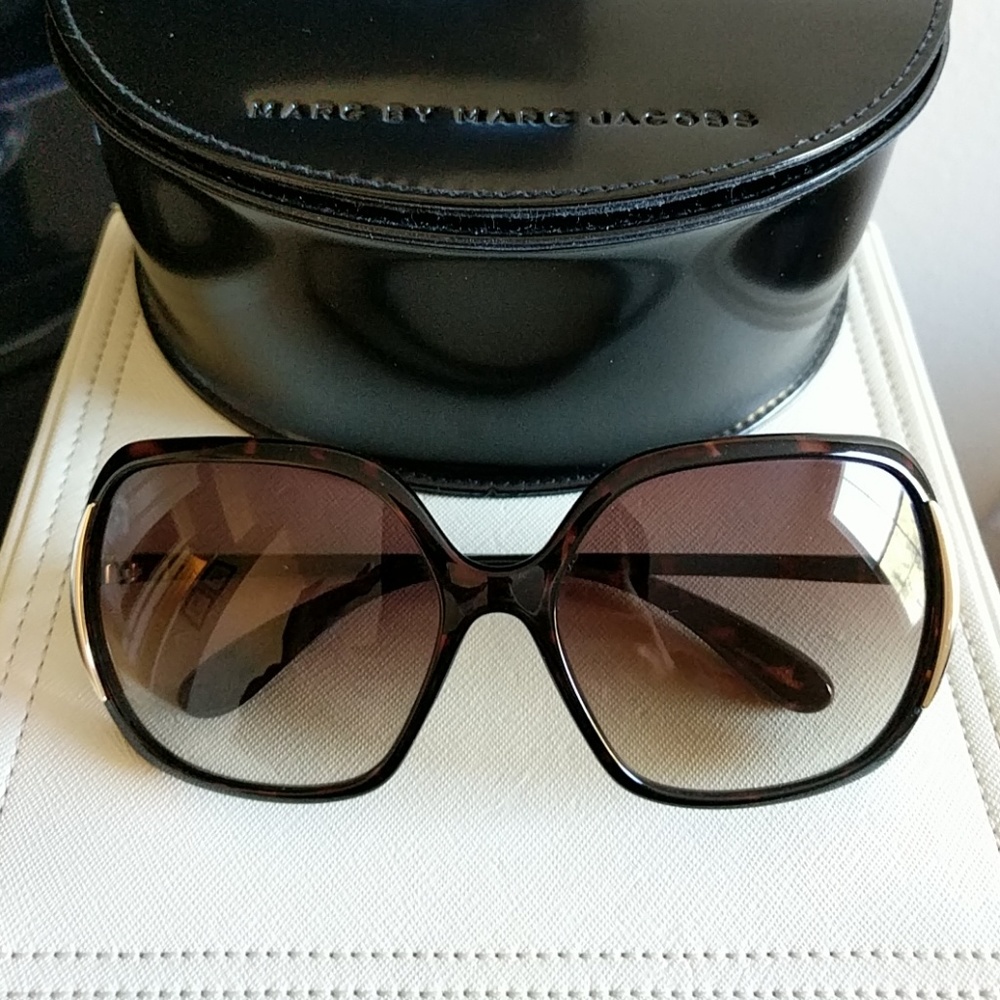 Marc by Marc Jacobs sunglasses