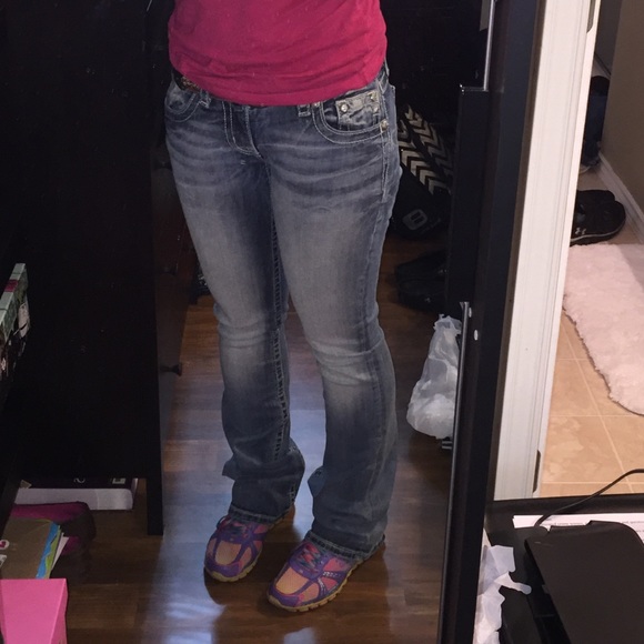 Additional photos of Miss Me jeans from the Buckle - Picture 2 of 4