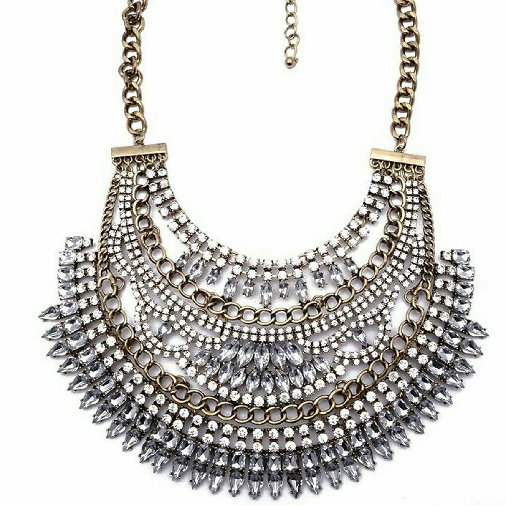Statement chocker necklace