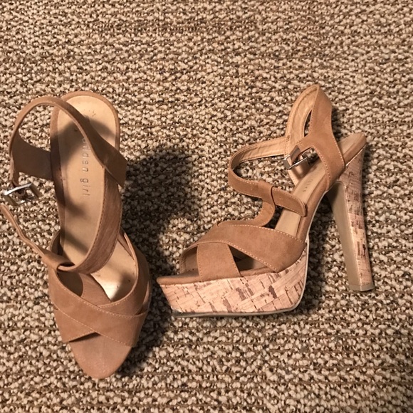 Madden Girl platform sandal heels - Picture 1 of 3