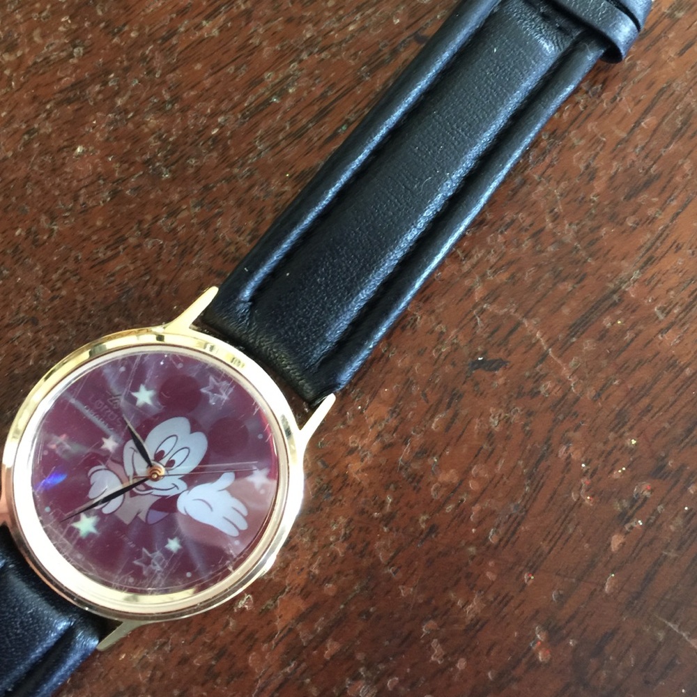 DIsney watch hologram