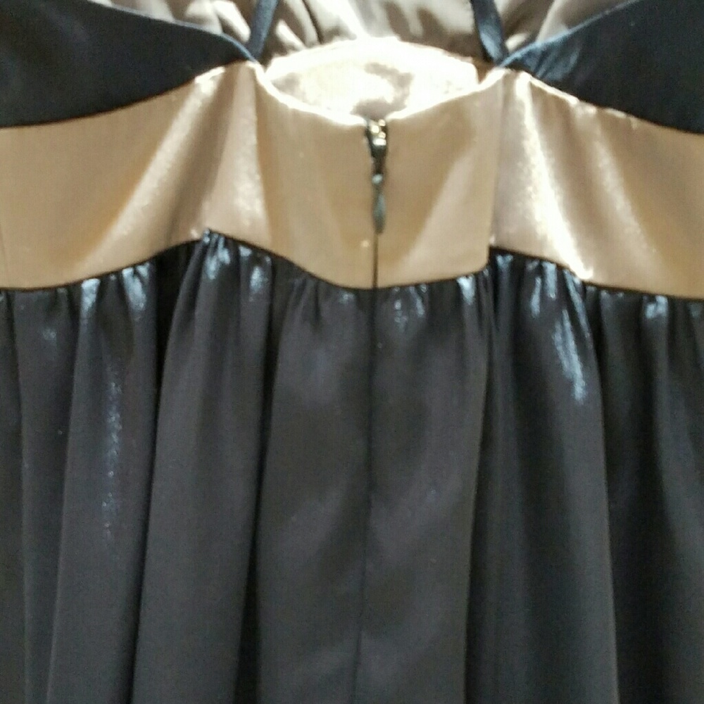 Spaghetti strap dress - Picture 4 of 4