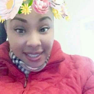 Meet your Posher, Latosha