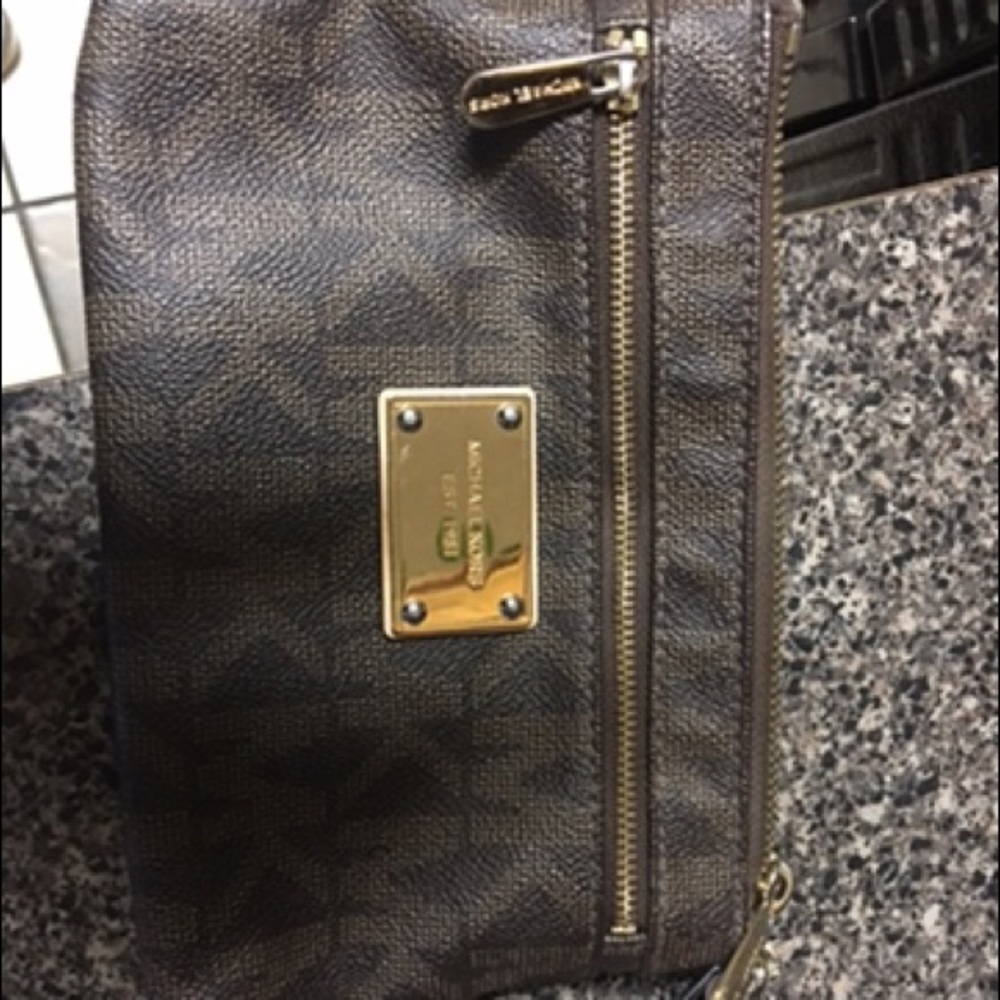 BROWN MK WRISTLET