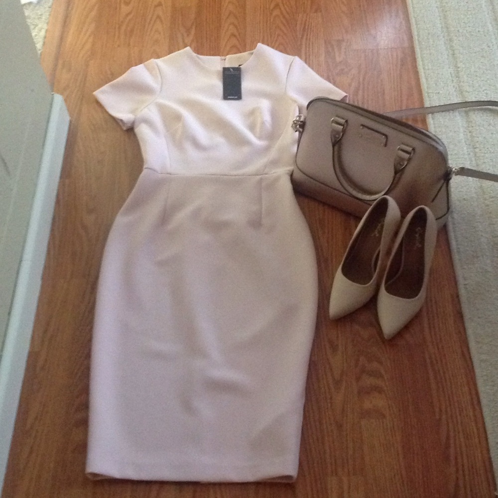 Beautiful blush ASOS  dress 👗