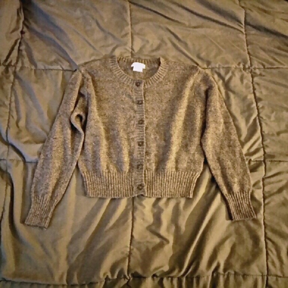 Grey Cropped Cartigan