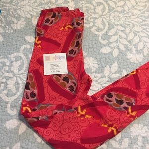 BNWT 2017 Valentine's Day leggings❤️