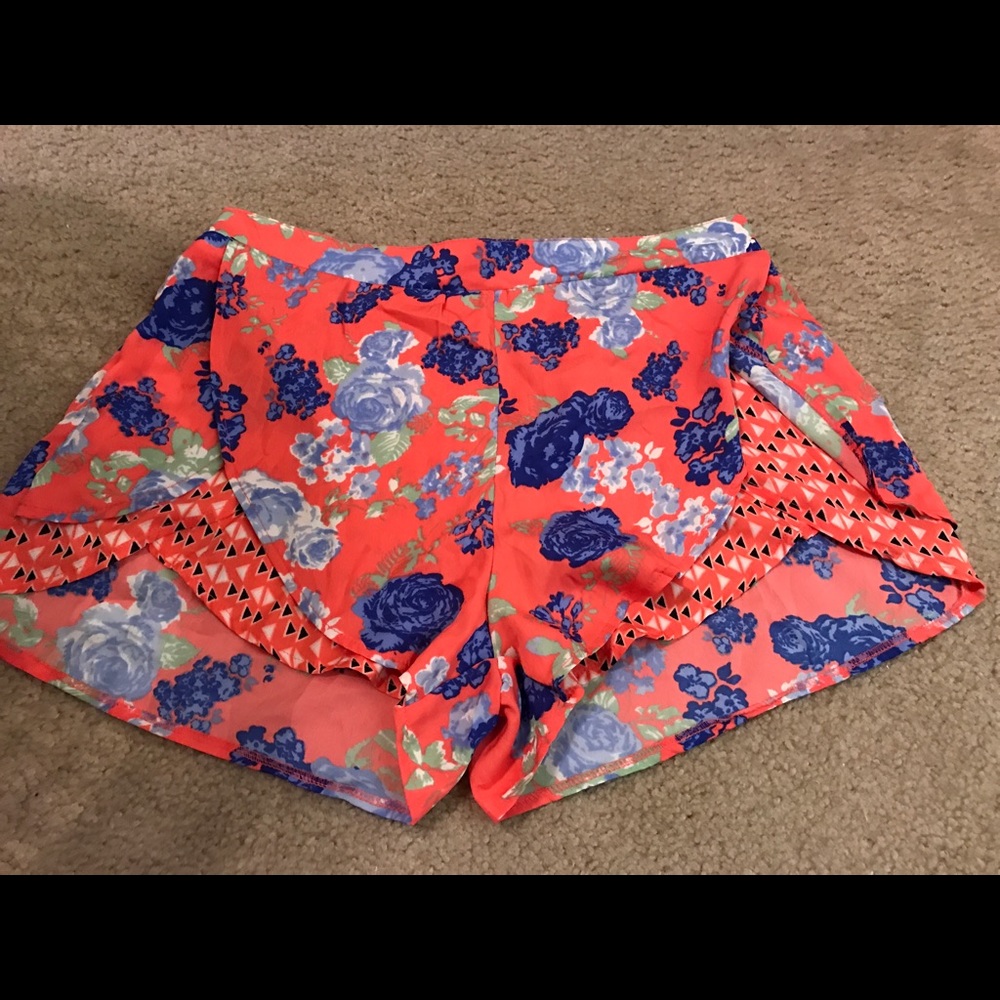 Floral high waist shorts