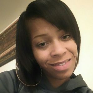 Meet your Posher, Donyelle