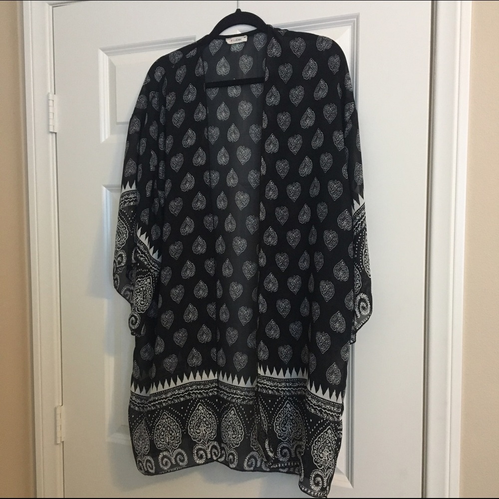 Black & white kimono