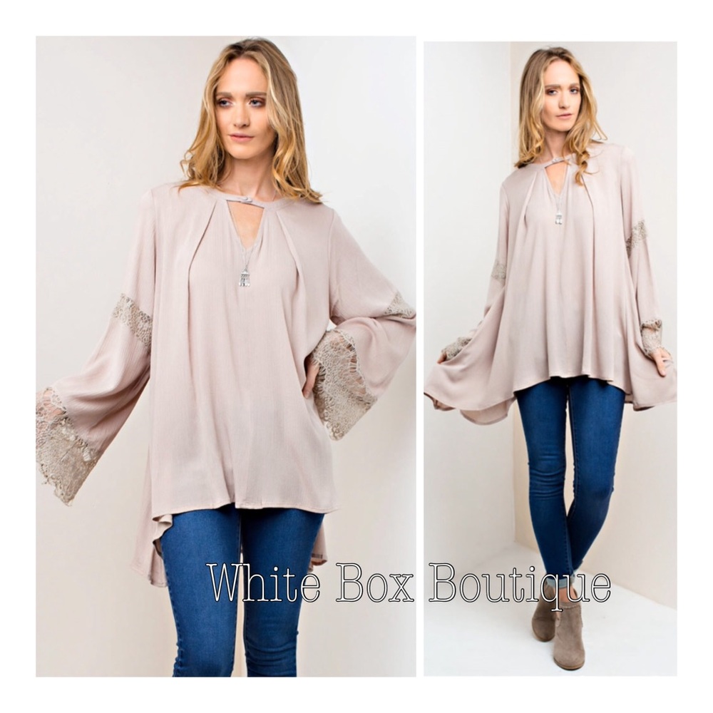 ‼️LAST  Sand Lace Tunic - Picture 2 of 4