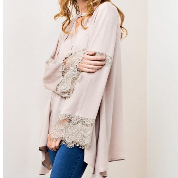 ‼️LAST  Sand Lace Tunic - Picture 3 of 4