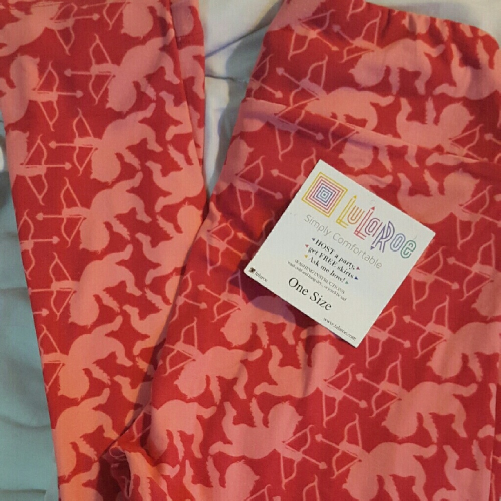 LuLaRoe OS Valentine leggings