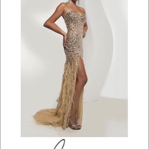 Jasz Couture Gold/Nude Prom Dress! Size 0
