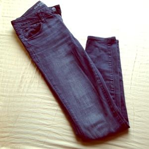 American Eagle Black Skinny Jeans