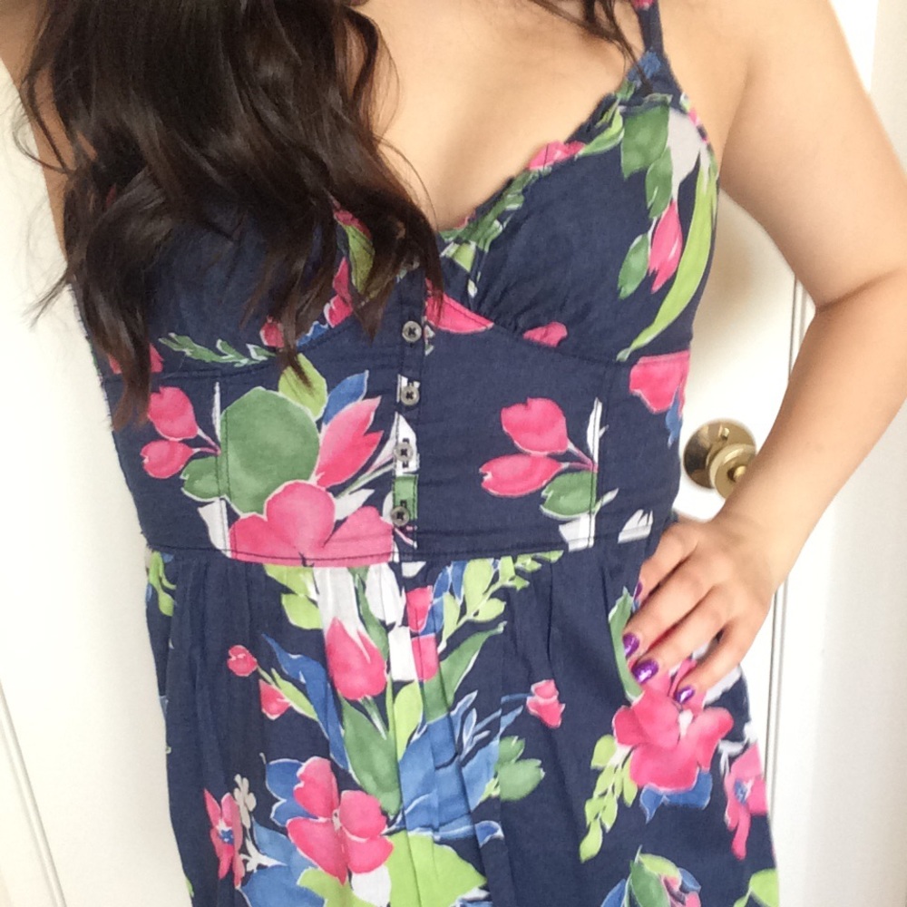 Floral Vneck Dress