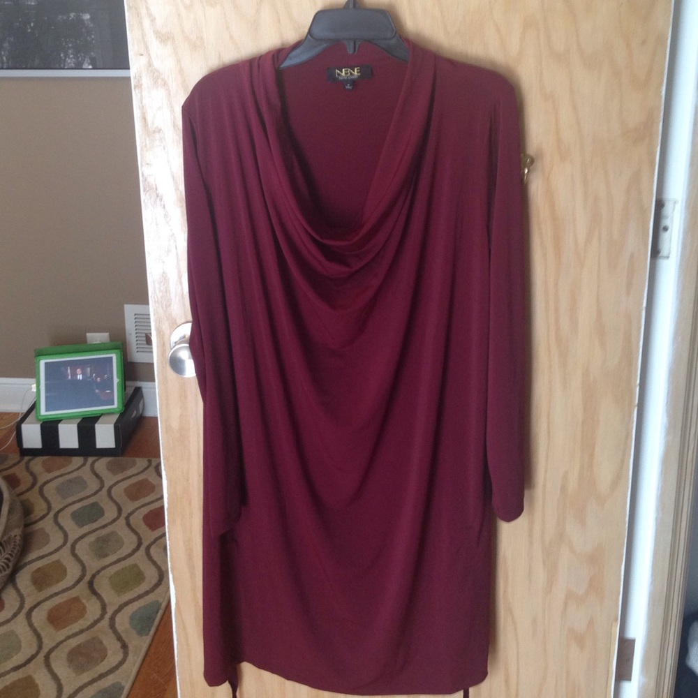 Nene by Nene Leakes maroon tunic size S