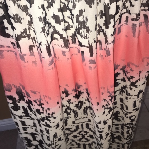 Beautiful maxi dress - Picture 4 of 4