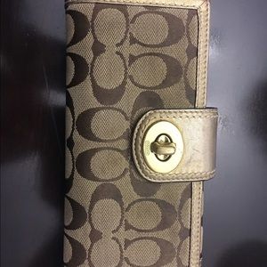 Coach wallet